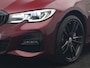 BMW 3-Serie Touring 330e M Sport PHEV 293pk Dealer O.H. | Panodak | Head Up | Laser LED | Adaptief Onderstel | Alcantara Sportstoelen Memory & Verwarmd | Camera | Sfeerverlichting | Keyless | Blis | Hifi Audio | Apple Carplay | Navigatie | DAB | Plug In Hybrid |
