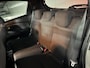 Toyota Yaris 1.5 Hybrid Bi-Tone Luxe en nette auto slechts 72366 KM met stoelverwarming, parkeersensoren etc