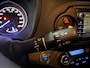 Toyota Yaris 1.5 Hybrid Bi-Tone Luxe en nette auto slechts 72366 KM met stoelverwarming, parkeersensoren etc