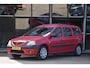 Dacia Logan MCV 1.6-16V Lauréate 7p. Airco Trekhaak Elekt Ramen 7pers