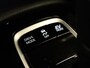 Toyota Corolla Cross Hybrid 200 Dynamic - ORIGINEEL NEDERLANDSE AUTO - APPLE CARPLAY/ANDROID AUTO - AIRCO (AUTOMATISCH) - CRUISE CONTROL ADAPTIEF - DRAADLOZE TELEFOONLADER - KEYLESS ENTRY/START - NAVIGATIESYSTEEM FULL-MAP - GETINTE RAMEN ACHTER