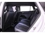 Volkswagen ID.4 Pro Oranje Edition 286pk Automaat Adaptive cruise control, Elektrische achterklep, Achteruitrijcamera, LED matrix koplampen, Stuurwiel verwarmd