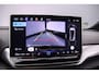 Volkswagen ID.4 Pro Oranje Edition 286pk Automaat Adaptive cruise control, Elektrische achterklep, Achteruitrijcamera, LED matrix koplampen, Stuurwiel verwarmd