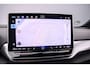 Volkswagen ID.4 Pro Oranje Edition 286pk Automaat Adaptive cruise control, Elektrische achterklep, Achteruitrijcamera, LED matrix koplampen, Stuurwiel verwarmd
