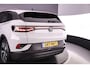 Volkswagen ID.4 Pro Oranje Edition 286pk Automaat Adaptive cruise control, Elektrische achterklep, Achteruitrijcamera, LED matrix koplampen, Stuurwiel verwarmd
