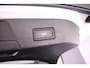 Volkswagen ID.4 Pro Oranje Edition 286pk Automaat Adaptive cruise control, Elektrische achterklep, Achteruitrijcamera, LED matrix koplampen, Stuurwiel verwarmd