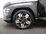 Hyundai Kona 1.6 GDI HEV Premium Sky | Panoramadak | Stoelverkoeling | 360 Camera | Bose Audio | Adaptieve Cruise Control | Climate Control | Light Grey interieur |