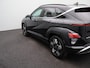 Hyundai Kona 1.6 GDI HEV Premium Sky | Panoramadak | Stoelverkoeling | 360 Camera | Bose Audio | Adaptieve Cruise Control | Climate Control | Light Grey interieur |