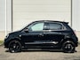 Renault Twingo Z.E. R80 E-Tech Série Limitée Urban Night 22 kWh / SOH 96% / Achteruitrijcamera / Apple Carplay & Android Auto / Navigatie / Climate Control / Parkeersensoren / Lichtmetalen Velgen 16" /