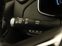 Renault Zoe R135 Intens 52 kWh - SOH 95,38% !!! - ORIGINEEL NEDERLANDSE AUTO - AFNEEMBARE TREKHAAK ( VOOR FIETSEN ) CAMERA - PARKEERSENSOREN VOOR/ ACHTER - VOORSTOELEN VERWARMD - STUUR VERWARMD - 3 FASE - NAVIGATIE - DODEHOEK DETECTIE - ARMSTEUN VOOR