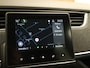 Renault Zoe R135 Intens 52 kWh - SOH 95,38% !!! - ORIGINEEL NEDERLANDSE AUTO - AFNEEMBARE TREKHAAK ( VOOR FIETSEN ) CAMERA - PARKEERSENSOREN VOOR/ ACHTER - VOORSTOELEN VERWARMD - STUUR VERWARMD - 3 FASE - NAVIGATIE - DODEHOEK DETECTIE - ARMSTEUN VOOR