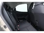 Toyota Yaris 1.5 Hybrid Dynamic | Apple Carplay / Android Auto | Keyless | Adaptive Cruise | Clima | Parkeersensoren achter | Camera | LED | Privacy glas | 16 inch