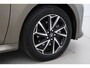 Toyota Yaris 1.5 Hybrid Dynamic | Apple Carplay / Android Auto | Keyless | Adaptive Cruise | Clima | Parkeersensoren achter | Camera | LED | Privacy glas | 16 inch