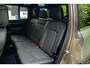 Land Rover Defender 110 P300e Sedona Urban Pano Meridian 22'
