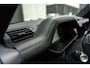 Land Rover Defender 110 P300e Sedona Urban Pano Meridian 22'