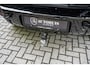 Land Rover Defender 110 P300e Sedona Urban Pano Meridian 22'