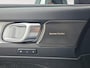 Volvo XC40 B3 Plus Black Edition | 360 Camera | Stoelverwarming | Keyless Entry | Pilot Assist |