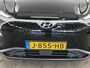 Hyundai Kona Electric EV Premium 64 kWh SOH 100 % WARMTEPOMP HEAD-UP