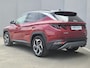 Hyundai Tucson 1.6 T-GDI PHEV Premium 4WD / Fabrieksgarantie tot 10-2027 / Dealer onderhouden / Trekgewicht 1350 kg / Elektrische achterklep / Rondomzicht camera / Stuur- Stoel & Achterbankverwarming / Adaptief cruise control / Keyless Entry/Start /