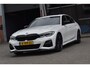 BMW 3-Serie 320i High Executive M sport Pano Leder Camera HK