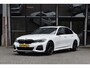 BMW 3-Serie 320i High Executive M sport Pano Leder Camera HK