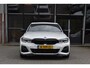 BMW 3-Serie 320i High Executive M sport Pano Leder Camera HK