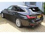 BMW 3-Serie Touring 318i High Executive | Incl. 12 maanden garantie | Trekhaak elektrisch uitklapbaar | Harman/Kardon audio | Apple Carplay/Android Auto | Sport stoelen | DAB | Voorstoelen verwarmd | Elektrische achterklep | Cruise control adaptief |