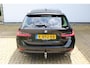 BMW 3-Serie Touring 318i High Executive | Incl. 12 maanden garantie | Trekhaak elektrisch uitklapbaar | Harman/Kardon audio | Apple Carplay/Android Auto | Sport stoelen | DAB | Voorstoelen verwarmd | Elektrische achterklep | Cruise control adaptief |