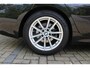 BMW 3-Serie Touring 318i High Executive | Incl. 12 maanden garantie | Trekhaak elektrisch uitklapbaar | Harman/Kardon audio | Apple Carplay/Android Auto | Sport stoelen | DAB | Voorstoelen verwarmd | Elektrische achterklep | Cruise control adaptief |