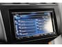 Toyota RAV4 2.0 VVTi Executive | Navigatie | Stoelverwarming | Cruise Control | Clima | Parkeersensoren voor/achter | Treeplanken | 17 inch | DVD speler
