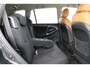 Toyota RAV4 2.0 VVTi Executive | Navigatie | Stoelverwarming | Cruise Control | Clima | Parkeersensoren voor/achter | Treeplanken | 17 inch | DVD speler