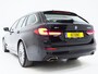 BMW 5-Serie Touring 530e xDrive | LED Grille |  Leder | Camera | Adaptive Cruise | Sfeerlicht | Dodehoek | Carplay