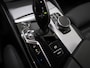 BMW 5-Serie Touring 530e xDrive | LED Grille |  Leder | Camera | Adaptive Cruise | Sfeerlicht | Dodehoek | Carplay