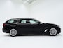BMW 5-Serie Touring 530e xDrive | LED Grille |  Leder | Camera | Adaptive Cruise | Sfeerlicht | Dodehoek | Carplay