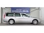 Volvo V70 2.4 D5 Super Netjes Trekhaak Airco Garantie!