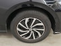 Volkswagen Polo 1.0 TSI 95pk Life Business | Stoelverwarming | ACC | PDC V+A | Navigatie | Apple CarPlay | 15" All Season banden