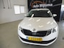 Skoda Octavia Combi 1.5 TSI Greentech Business Edition Trekhaak | Navi | LED | Leer/stof | LMV 17" | NL auto | 1e eig.