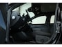 Volvo EX30 Twin Motor Performance Ultra 69 kWh | Panoramadak | Stoelverwarming | Harman Kardon Premium Audio | Stoelverwarming | Stuurwielverwarming | 360° Parkeercamera | Parkeersensoren voor + achter | Google infotainment