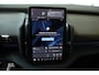 Volvo EX30 Twin Motor Performance Ultra 69 kWh | Panoramadak | Stoelverwarming | Harman Kardon Premium Audio | Stoelverwarming | Stuurwielverwarming | 360° Parkeercamera | Parkeersensoren voor + achter | Google infotainment