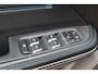 Lynk & Co 01 1.5 Panoramadak/Achteruitrijcamera/Apple carplay/Lane assist/Adaptive cruise control/Navigatie/Climate control/Stoelverwarming/Dodehoek detectie/Elektrisch sluitende achterklep/Elektrisch verstelbare stoel met geheugen