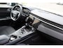 Lynk & Co 01 1.5 Panoramadak/Achteruitrijcamera/Apple carplay/Lane assist/Adaptive cruise control/Navigatie/Climate control/Stoelverwarming/Dodehoek detectie/Elektrisch sluitende achterklep/Elektrisch verstelbare stoel met geheugen