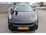 Lynk & Co 01 1.5 Panoramadak/Achteruitrijcamera/Apple carplay/Lane assist/Adaptive cruise control/Navigatie/Climate control/Stoelverwarming/Dodehoek detectie/Elektrisch sluitende achterklep/Elektrisch verstelbare stoel met geheugen