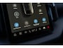 Volvo EX30 Twin Motor AWD Performance 69 kWh Plus | Google | Stoel-/Stuurverwarming | Keyless Entry | Camera | Adaptieve Cruise Control | 20" wielen | Elektrische Achterklep | Getint Glas | Warmtepomp | Dodehoekdetectie |