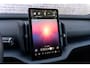 Volvo EX30 Twin Motor AWD Performance 69 kWh Plus | Google | Stoel-/Stuurverwarming | Keyless Entry | Camera | Adaptieve Cruise Control | 20" wielen | Elektrische Achterklep | Getint Glas | Warmtepomp | Dodehoekdetectie |