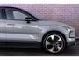Volvo EX30 Twin Motor AWD Performance 69 kWh Plus | Google | Stoel-/Stuurverwarming | Keyless Entry | Camera | Adaptieve Cruise Control | 20" wielen | Elektrische Achterklep | Getint Glas | Warmtepomp | Dodehoekdetectie |