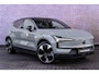 Volvo EX30 Twin Motor AWD Performance 69 kWh Plus | Google | Stoel-/Stuurverwarming | Keyless Entry | Camera | Adaptieve Cruise Control | 20" wielen | Elektrische Achterklep | Getint Glas | Warmtepomp | Dodehoekdetectie |