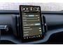 Volvo EX30 Twin Motor AWD Performance 69 kWh Plus | Google | Stoel-/Stuurverwarming | Keyless Entry | Camera | Adaptieve Cruise Control | 20" wielen | Elektrische Achterklep | Getint Glas | Warmtepomp | Dodehoekdetectie |