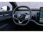 Volvo EX30 Twin Motor AWD Performance 69 kWh Plus | Google | Stoel-/Stuurverwarming | Keyless Entry | Camera | Adaptieve Cruise Control | 20" wielen | Elektrische Achterklep | Getint Glas | Warmtepomp | Dodehoekdetectie |