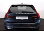 Volvo V90 T6 Recharge AWD Plus Bright - Luchtvering - IntelliSafe Assist & Surround - 360º Camera - Harman/Kardon audio - Adaptieve LED koplampen - Verwarmde voorstoelen, stuur & achterbank - Parkeersensoren voor & achter - Elektr. bedienb. voorstoelen met geheugen - Extra getint glas - 19' LMV