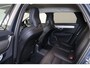Volvo V90 T6 Recharge AWD Plus Bright - Luchtvering - IntelliSafe Assist & Surround - 360º Camera - Harman/Kardon audio - Adaptieve LED koplampen - Verwarmde voorstoelen, stuur & achterbank - Parkeersensoren voor & achter - Elektr. bedienb. voorstoelen met geheugen - Extra getint glas - 19' LMV